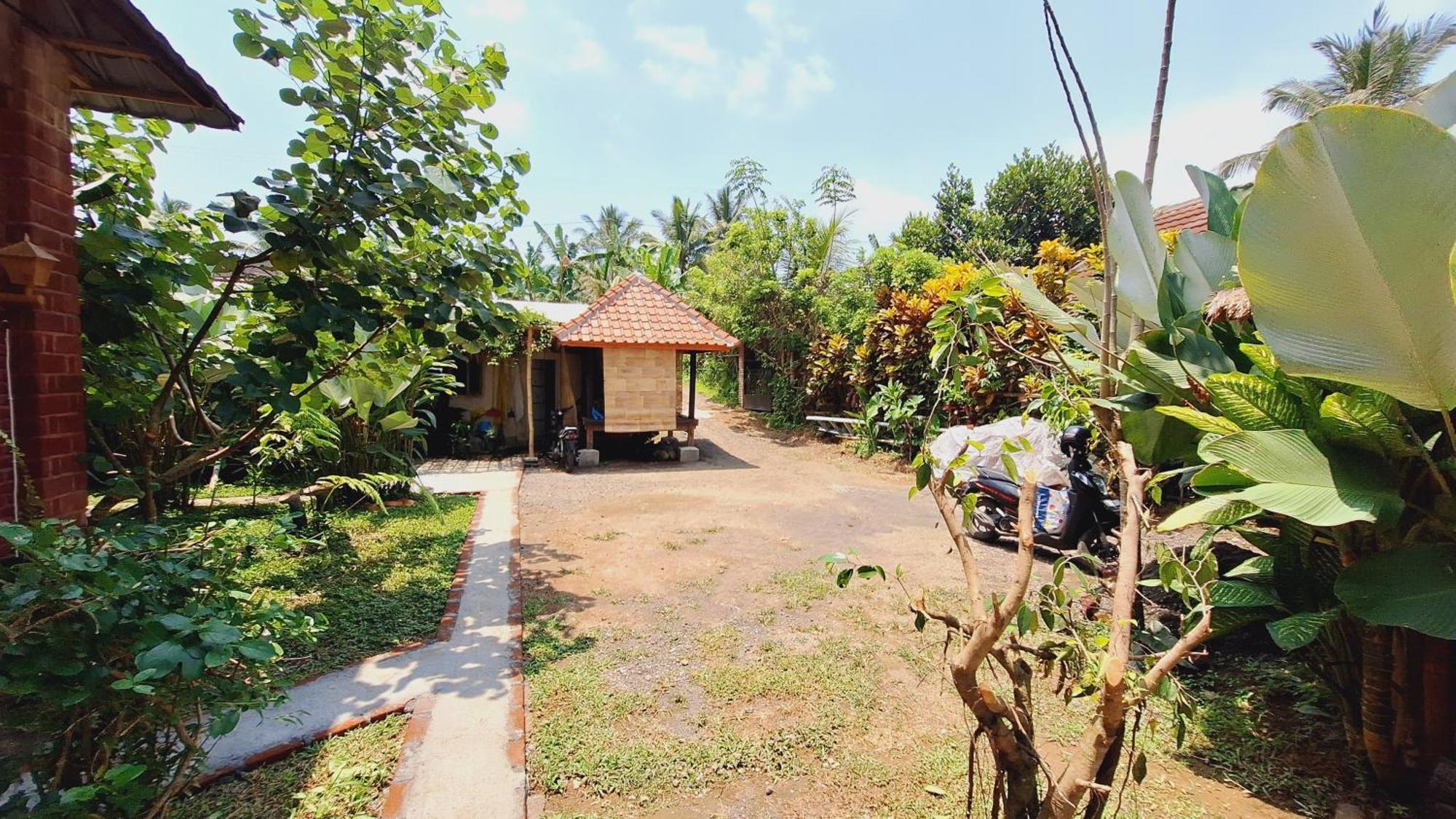 Bunga Maliq Bungalow Lombok Tetebatu Rom bilde
